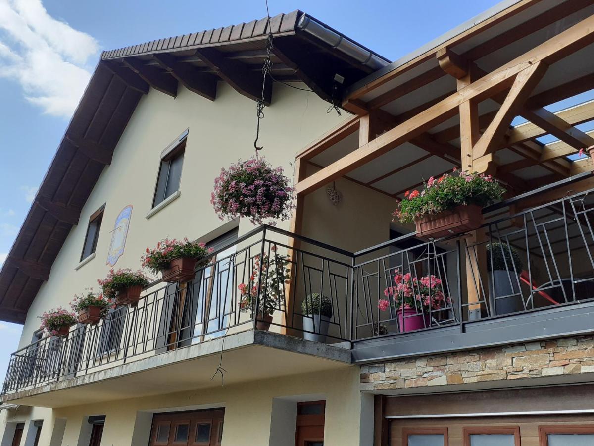Vacances à la montagne Saint-Julien-en-Champsaur Exterior foto